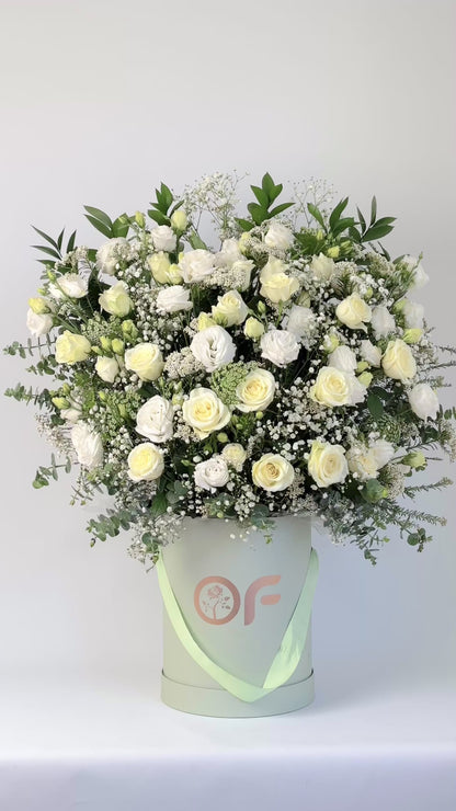 Grand Bloom Box White Symphony