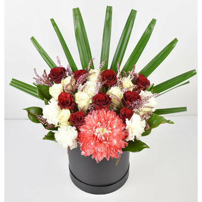 Red and White Blooms (Black Edition) - Officeflower